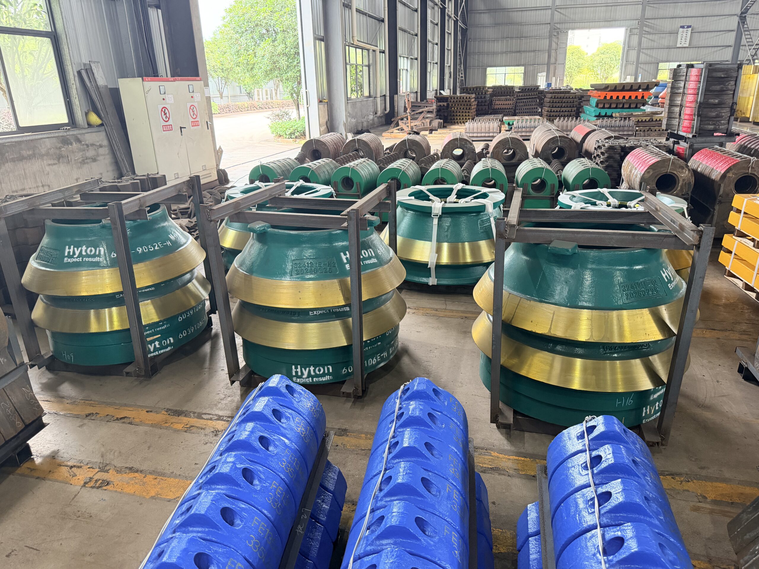 Cone Crusher Mantle and Bowl Liners